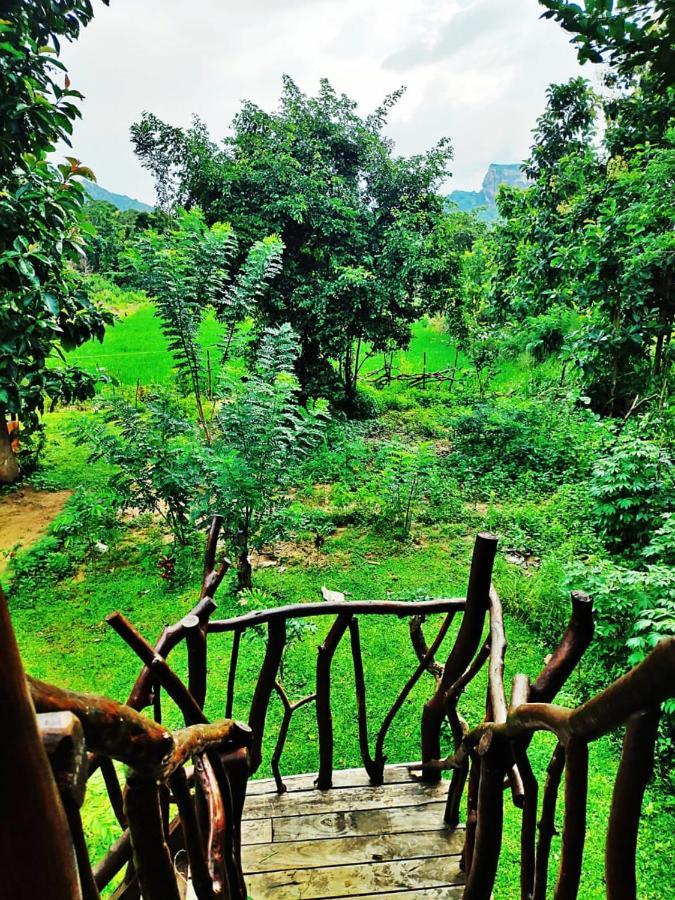 Sigiriya Rock Gate Tree House Hotel Kültér fotó