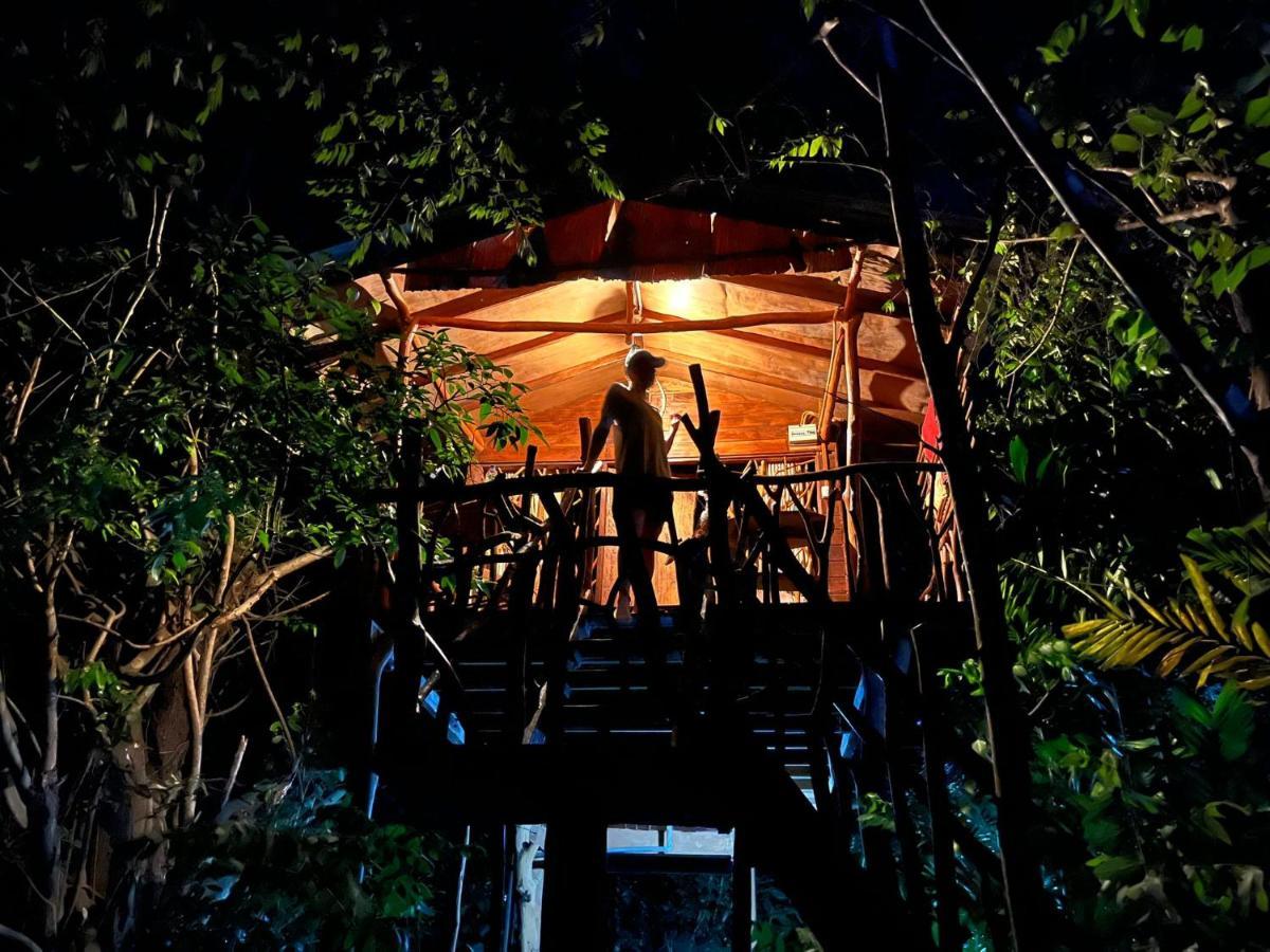 Sigiriya Rock Gate Tree House Hotel Kültér fotó